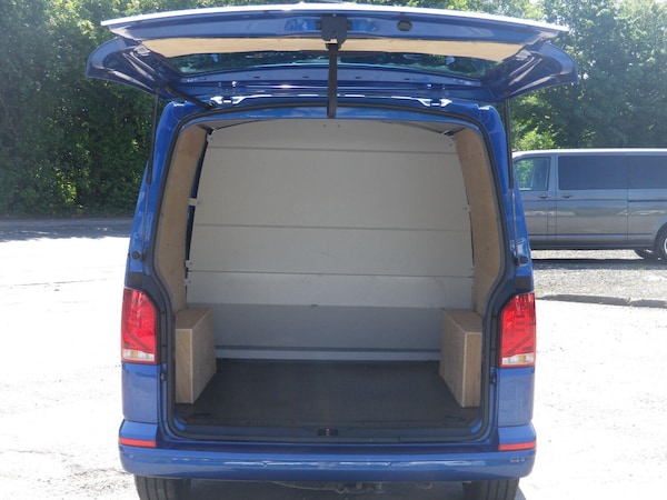 Used Volkswagen Transporter 2024 for sale - 76252990: Photo 25