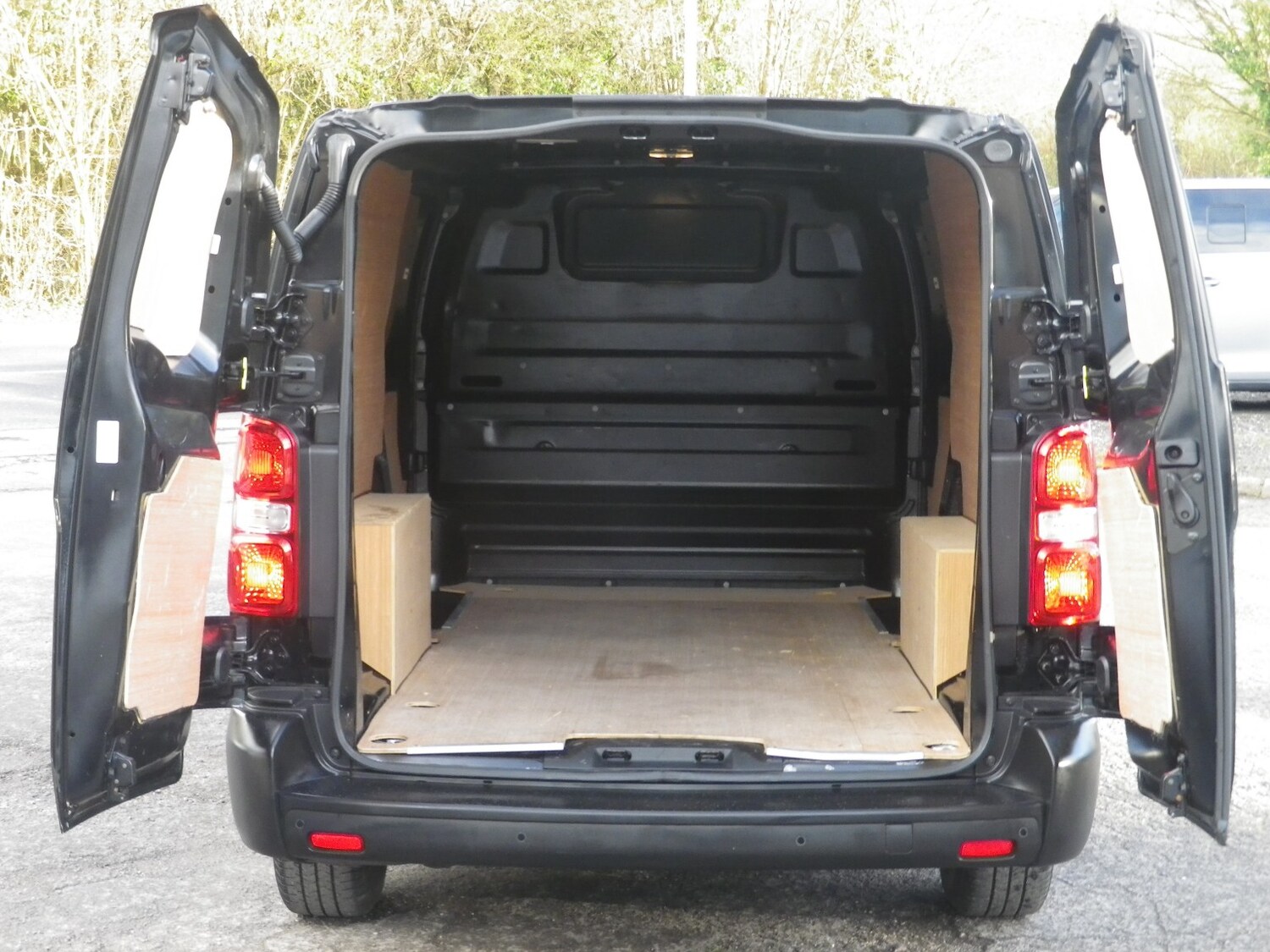 Used Peugeot Expert 2023 for sale - 78070371: Photo 24