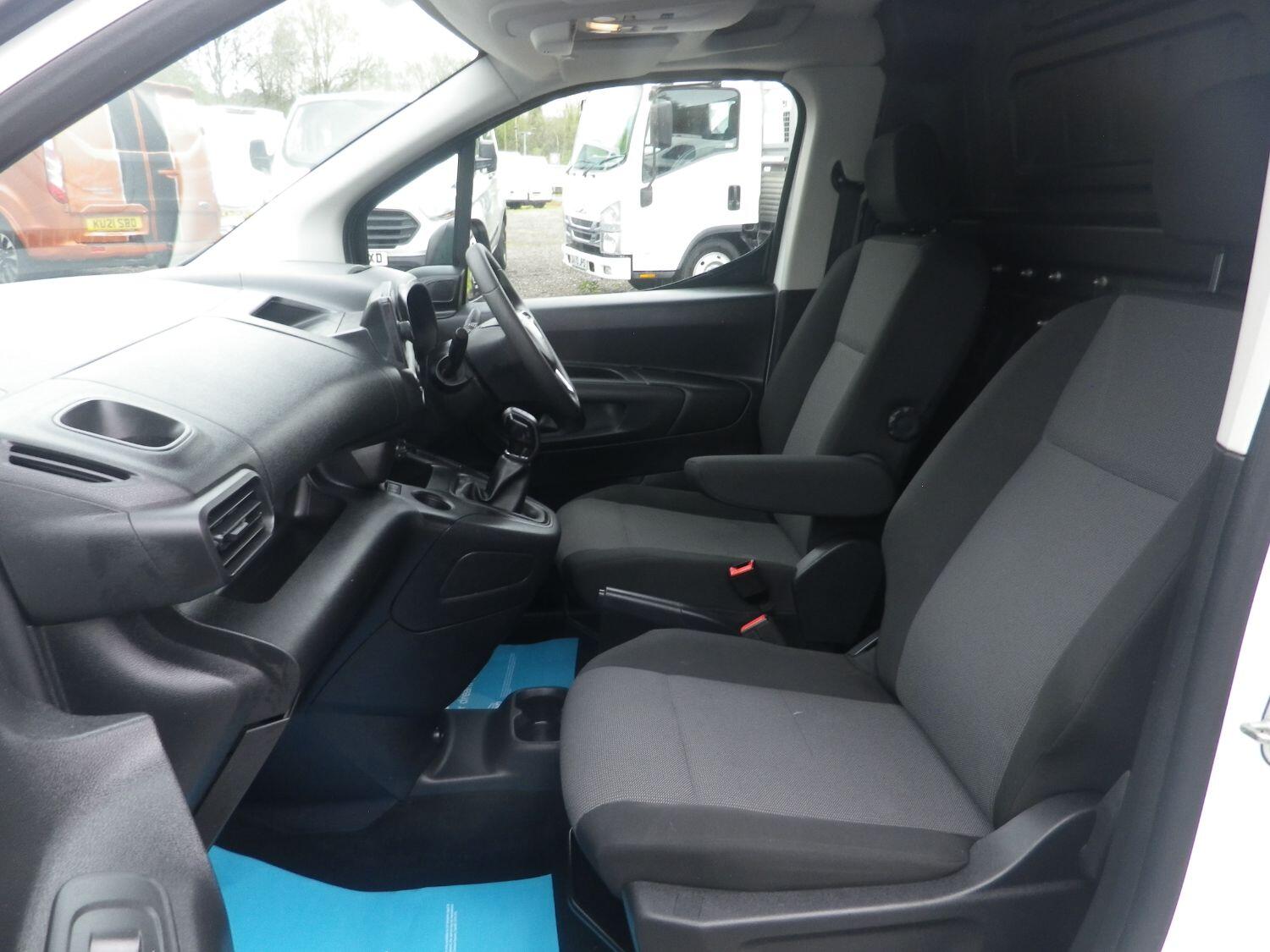Used Vauxhall Combo 2019 for sale - 77089904: Photo 8