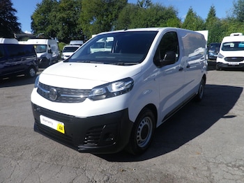 Used Vauxhall Vivaro 2023 for sale - 77089757: Photo