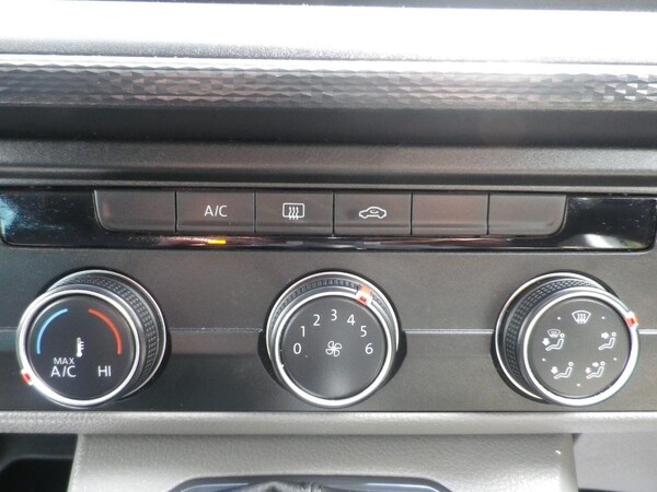 Used Volkswagen Transporter 2024 for sale - 75428755: Photo 14