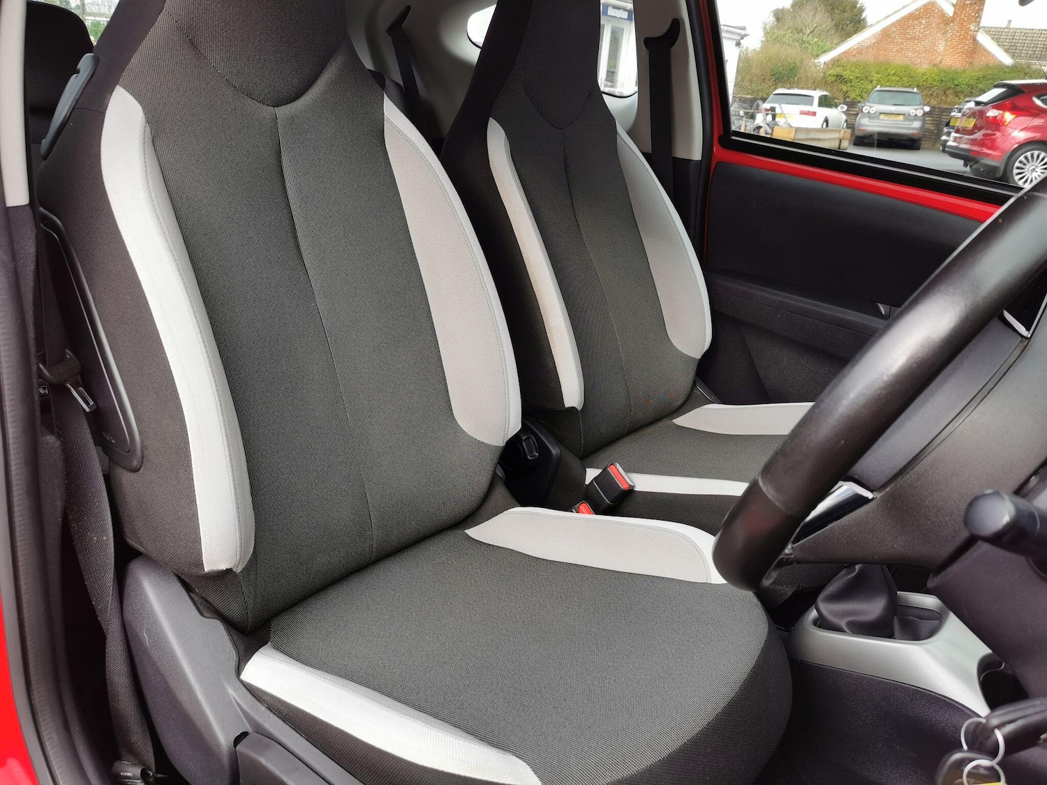 Used Toyota AYGO for sale - 77753555: Photo 10