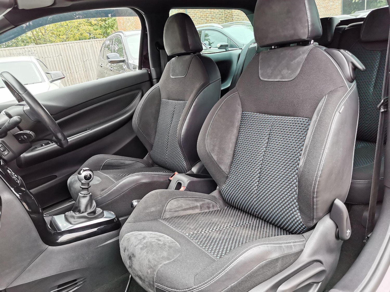 Used DS Automobiles DS 3 Cabrio for sale - 77753122: Photo 12