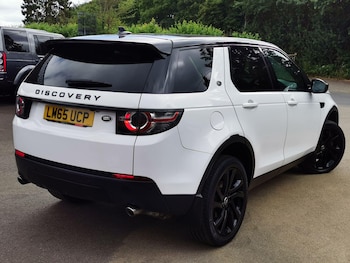 Used Land Rover Discovery Sport 2015 for sale - 79115969: Photo