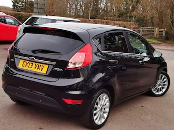 Used Ford Fiesta 2013 for sale - 77753902: Photo