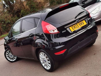 Used Ford Fiesta 2013 for sale - 77753902: Photo