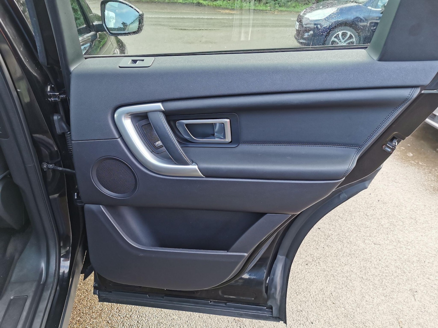 Used Land Rover Discovery Sport for sale - 77754099: Photo 26