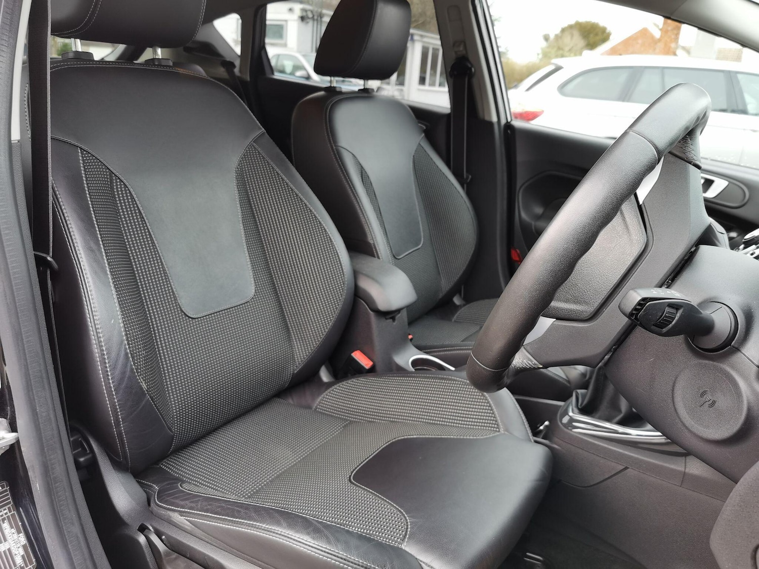 Used Ford Fiesta 2013 for sale - 78204675: Photo 11