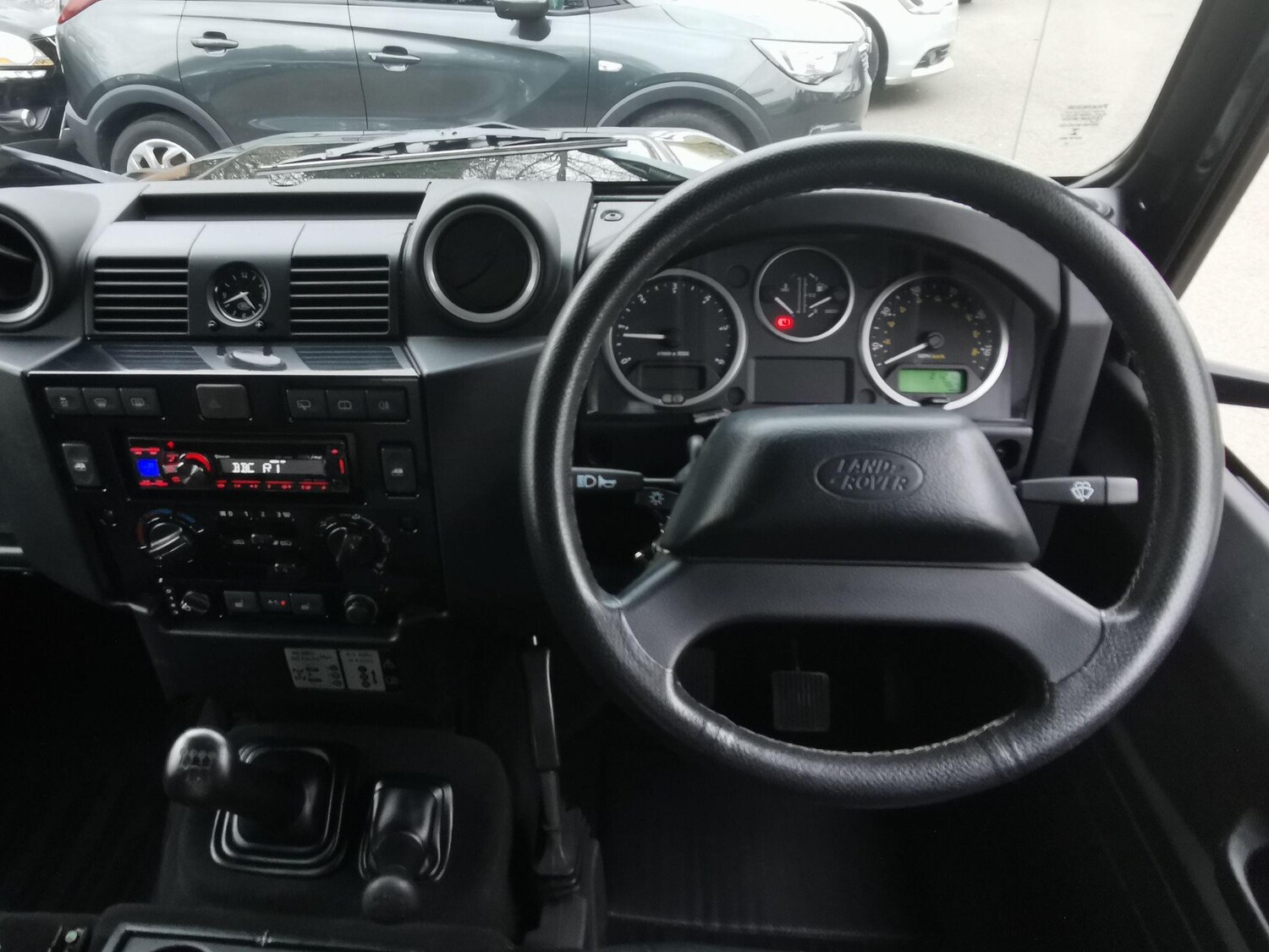 Used Land Rover Defender 90 for sale - 77799423: Photo 11