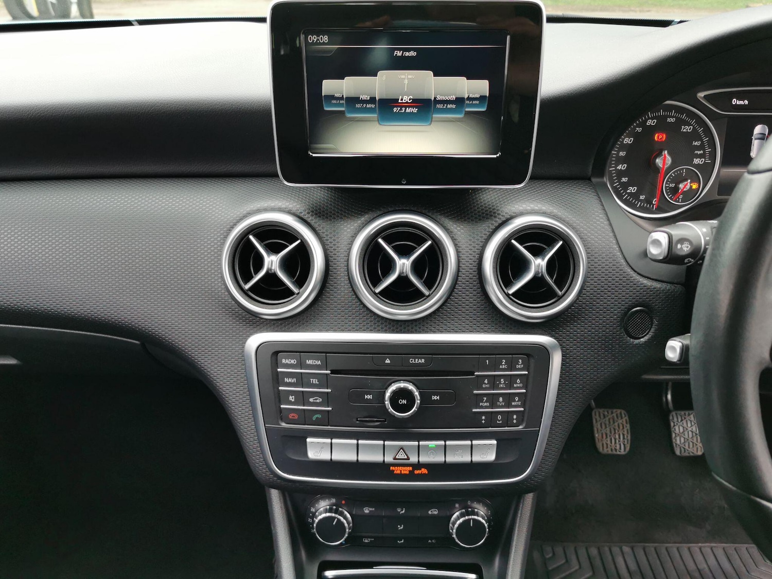 Used Mercedes-Benz A-Class 2016 for sale - 77882499: Photo 14