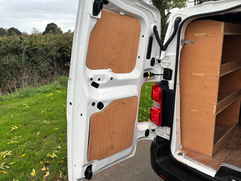 Used Vauxhall Vivaro 2021 for sale - 76333924: Photo 10