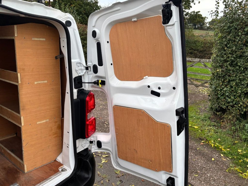 Used Vauxhall Vivaro 2021 for sale - 76333924: Photo 20