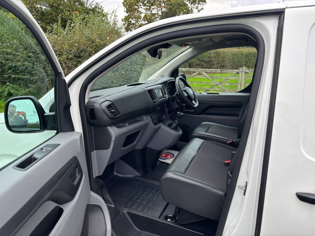 Used Vauxhall Vivaro 2021 for sale - 76333924: Photo 5