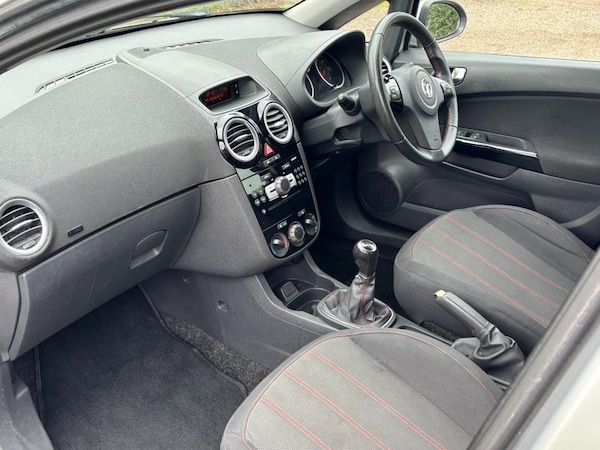 Used Vauxhall Corsa 2013 for sale - 76147696: Photo 6