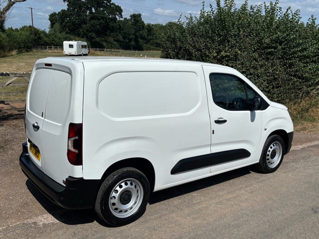 Vehicle 33