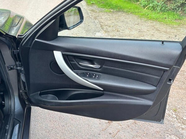 Used BMW 3 Series 2014 for sale - 76163189: Photo 37