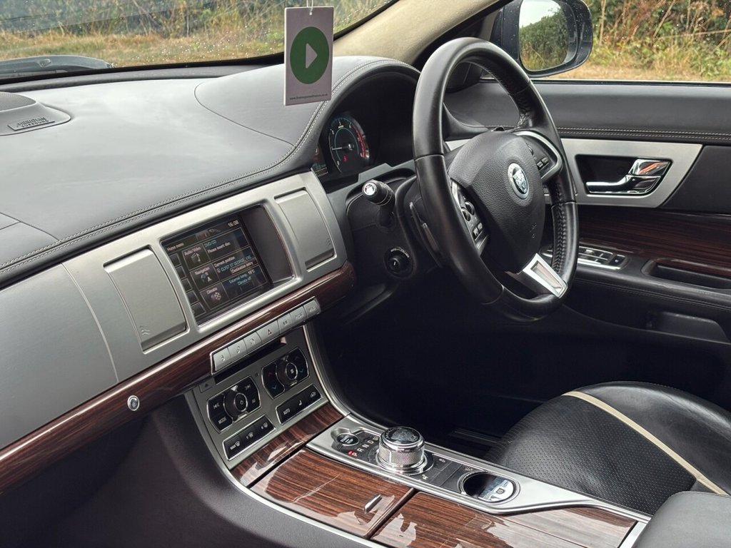 Used Jaguar XF 2012 for sale - 76147500: Photo 4