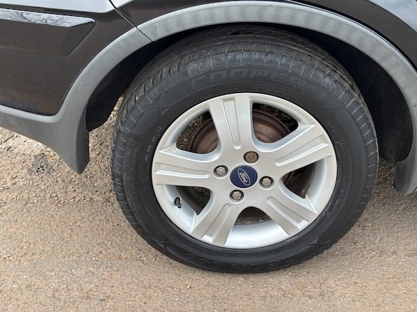 Used Ford Fusion 2010 for sale - 76080355: Photo 16