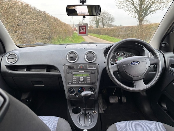 Used Ford Fusion 2010 for sale - 76080355: Photo 5