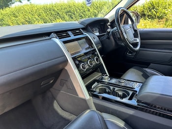 Used Land Rover Discovery 2017 for sale - 74867087: Photo