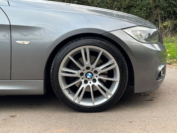 Used BMW 3 Series 2011 for sale - 76256760: Photo 13