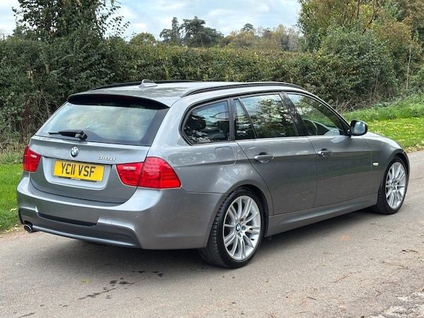 Used BMW 3 Series 2011 for sale - 76256760: Photo 2