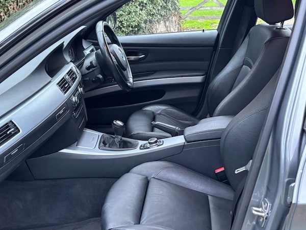 Used BMW 3 Series 2011 for sale - 76256760: Photo 5
