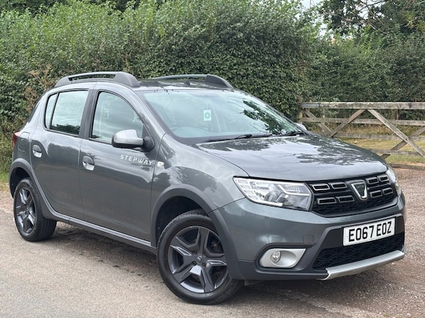 Used Dacia Sandero Stepway 2017 for sale - 76105538: Photo 9