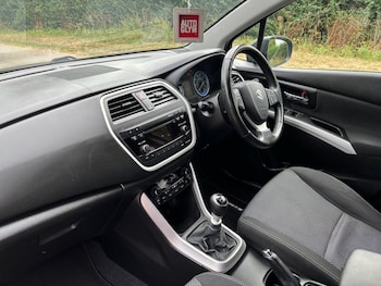 Used Suzuki SX4 S-Cross 2014 for sale - 75307171: Photo