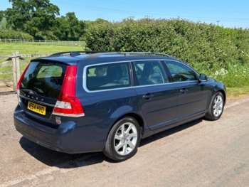 Used Volvo V70 2014 for sale - 74390982: Photo