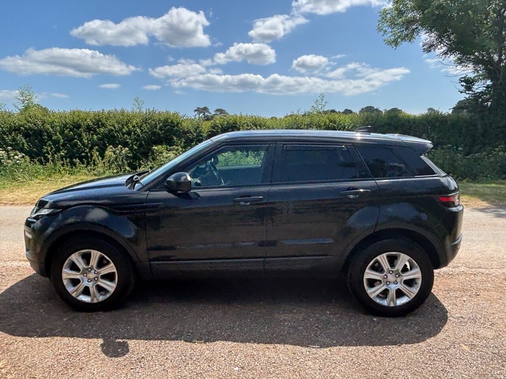 Used Land Rover Range Rover Evoque 2017 for sale - 76395937: Photo 16
