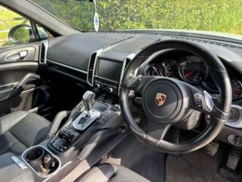 Used Porsche Cayenne 2012 for sale - 74182969: Photo