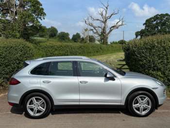 Used Porsche Cayenne 2012 for sale - 74182969: Photo