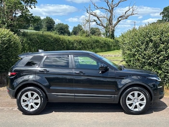 Used Land Rover Range Rover Evoque 2017 for sale - 75974300: Photo