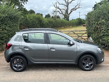 Used Dacia Sandero Stepway 2017 for sale - 75287118: Photo