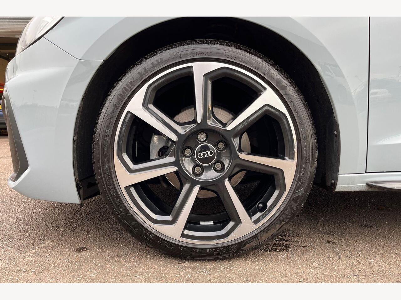 Used Audi A1 2022 for sale - 76674512: Photo 17