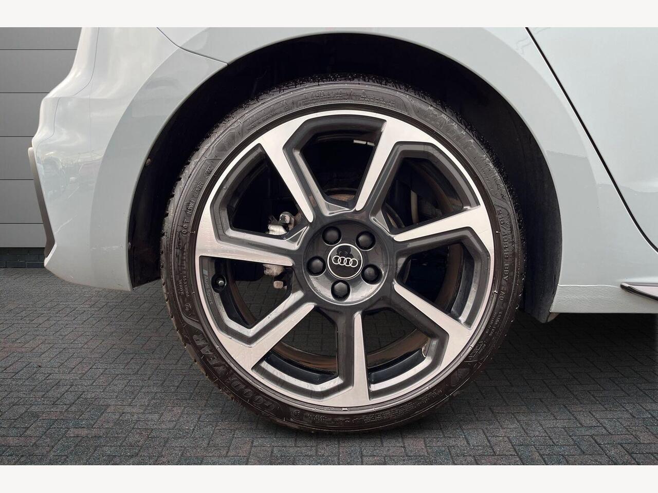 Used Audi A1 2022 for sale - 76674512: Photo 5