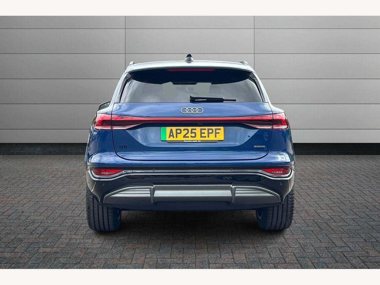 Used Audi Q6 e-tron 2025 for sale - 76678965: Photo 11