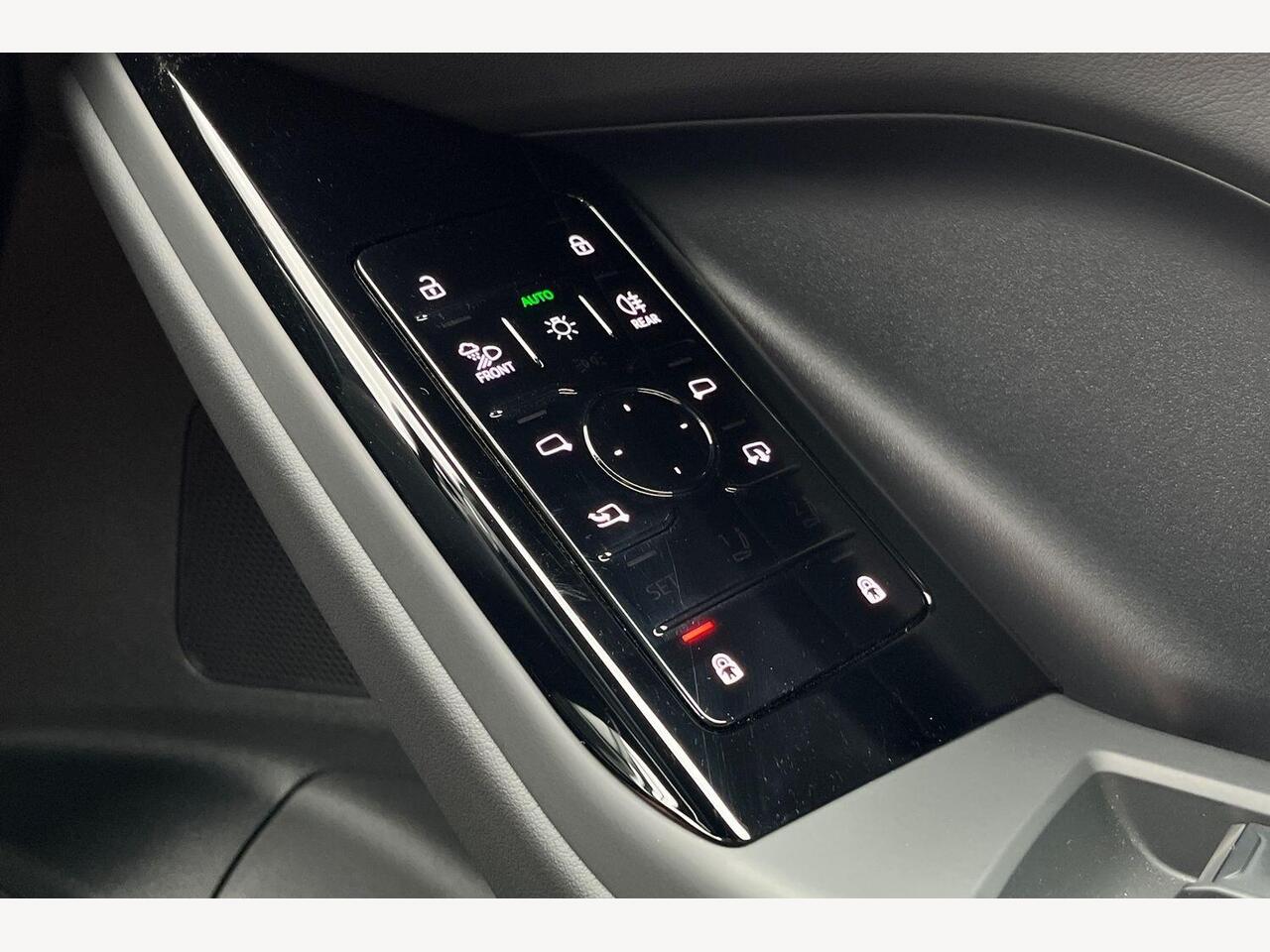 Used Audi Q6 e-tron 2025 for sale - 76678965: Photo 18