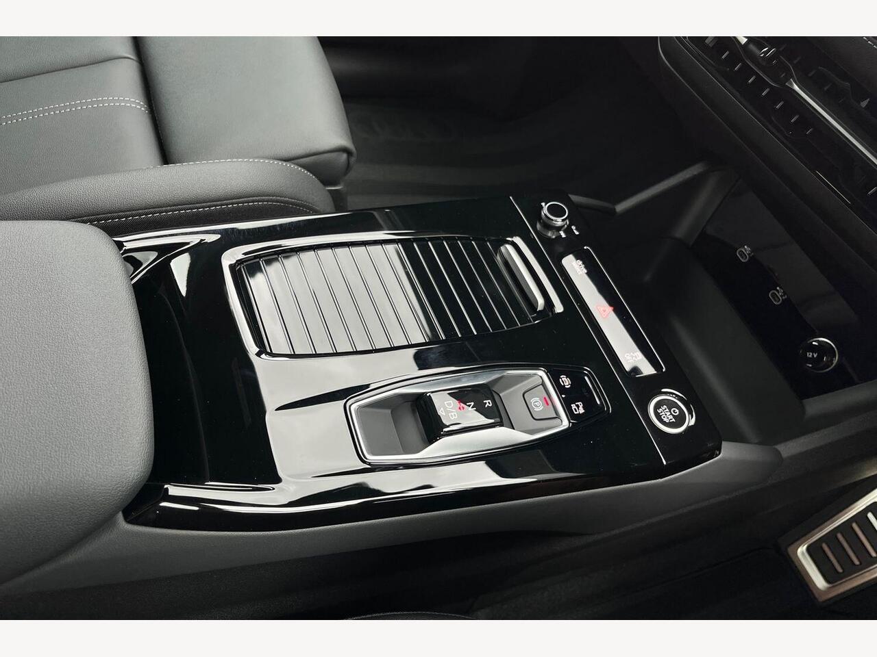 Used Audi Q6 e-tron 2025 for sale - 76678965: Photo 19