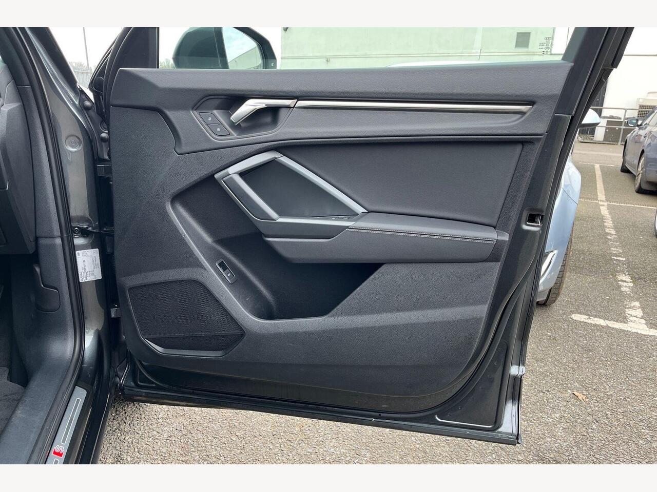 Used Audi Q3 2023 for sale - 78084902: Photo 16