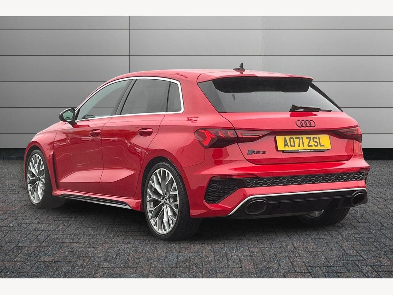 Used Audi RS3 2021 for sale - 76680779: Photo 3