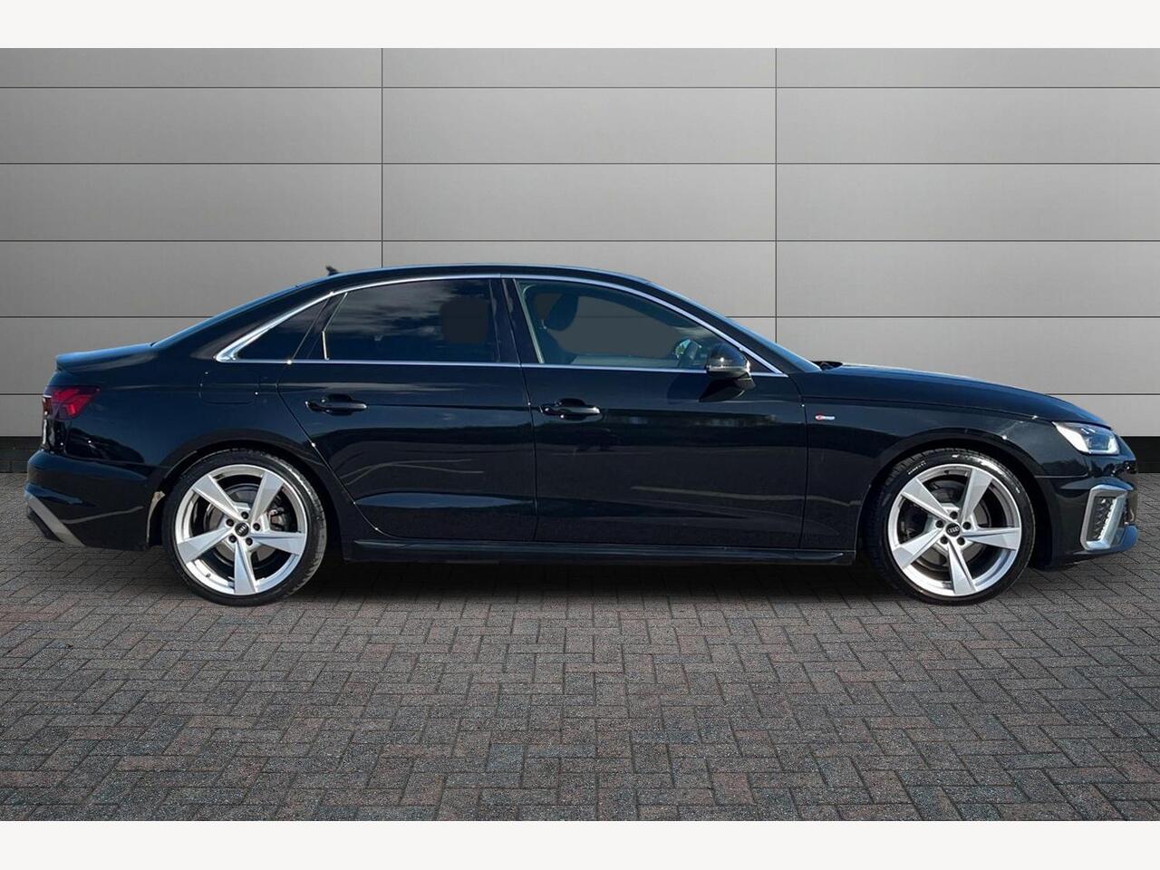 Used Audi A4 2022 for sale - 76674181: Photo 4