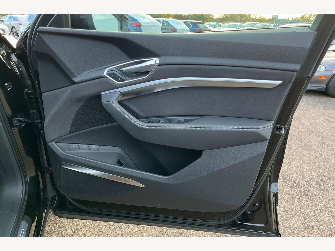 Used Audi e-tron 2022 for sale - 77910947: Photo 16