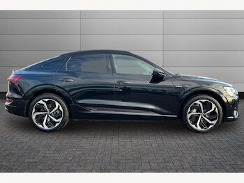 Used Audi e-tron 2022 for sale - 77910947: Photo