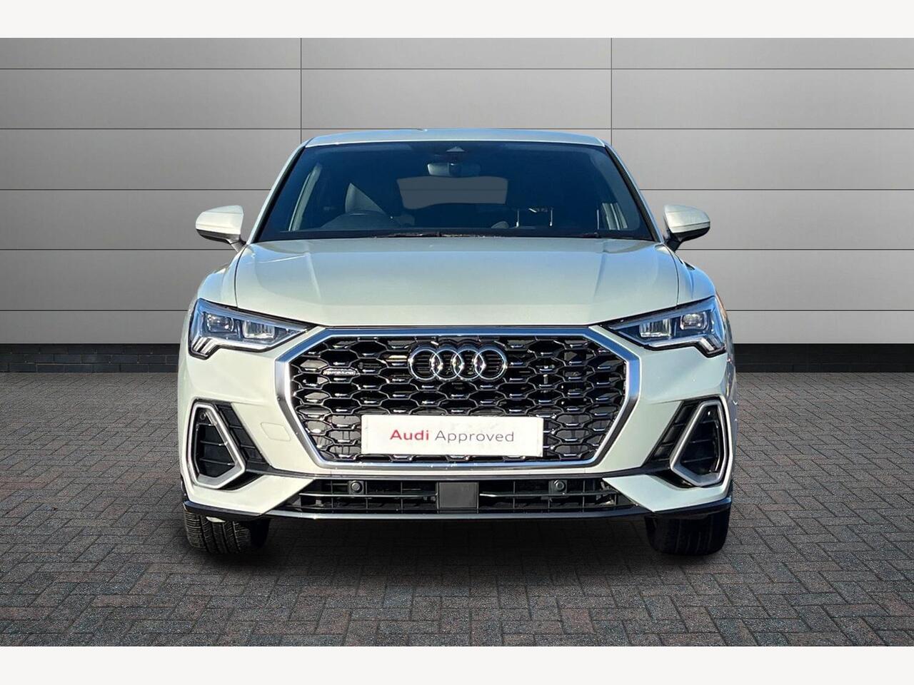 Used Audi Q3 2021 for sale - 76674071: Photo 10