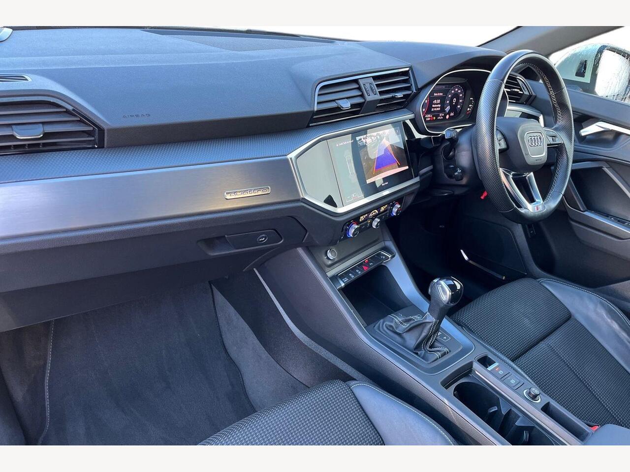 Used Audi Q3 2021 for sale - 76674071: Photo 2