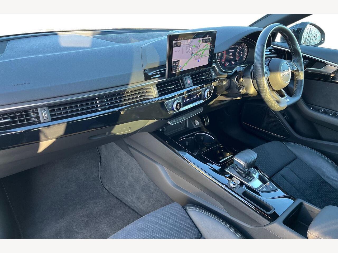 Used Audi A4 2023 for sale - 76676139: Photo 2