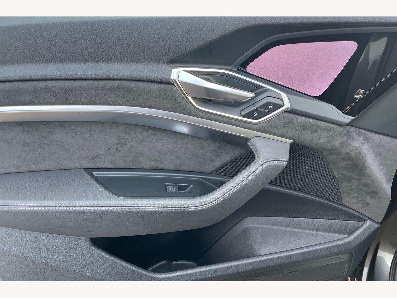 Used Audi e-tron 2020 for sale - 76914623: Photo 15