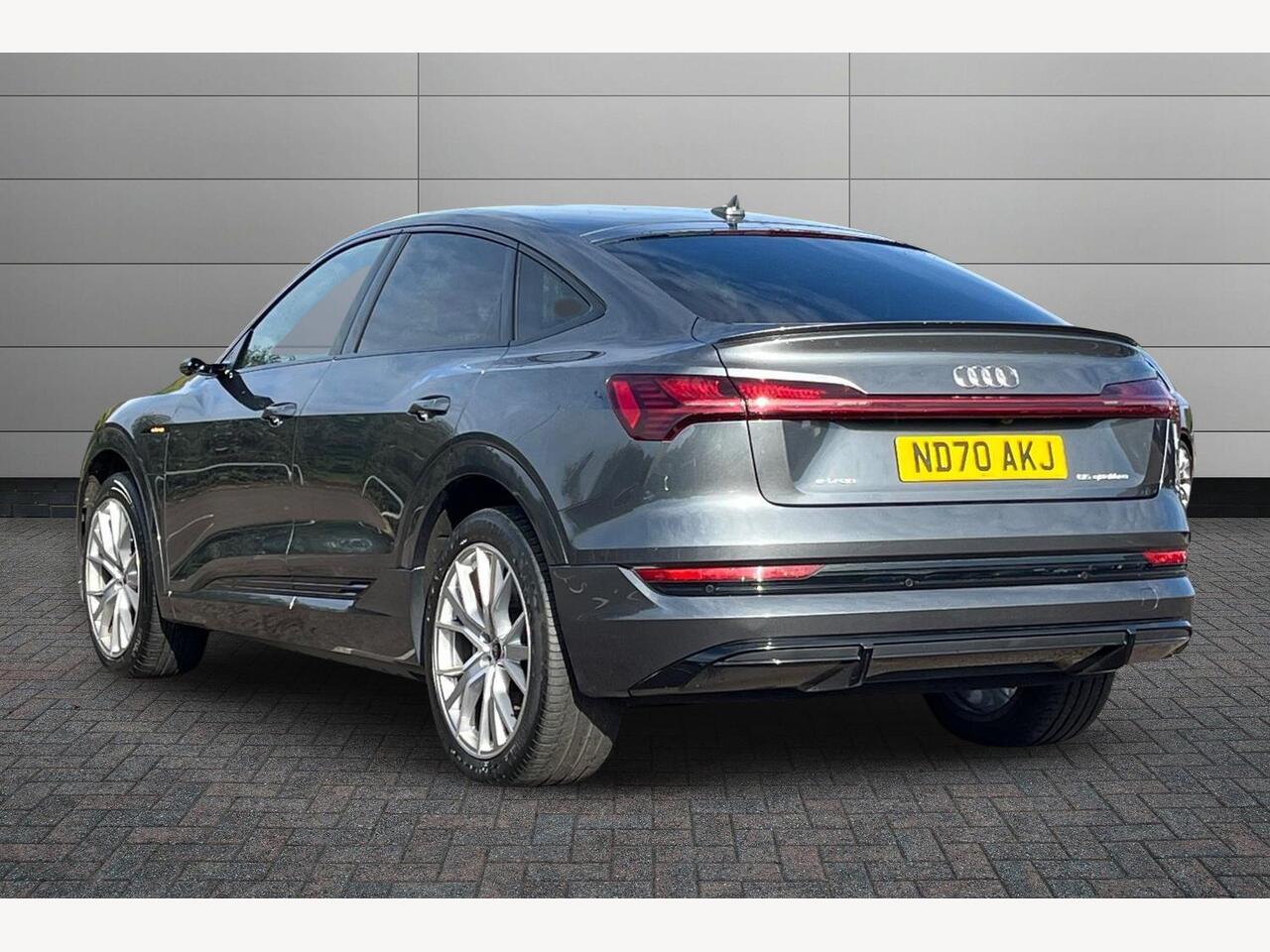 Used Audi e-tron 2020 for sale - 76914623: Photo 3